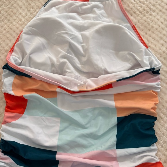Colorful Geometric Tankini Set - Picture 7 of 8